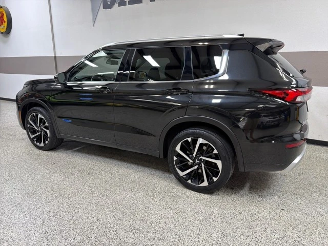 2022 Mitsubishi Outlander - Image 6 of 24