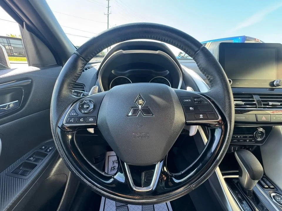2022 Mitsubishi Eclipse - Image 10 of 20
