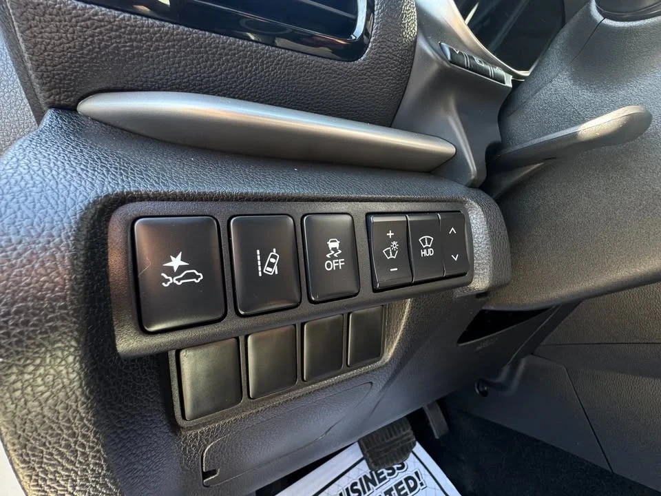 2022 Mitsubishi Eclipse - Image 16 of 20