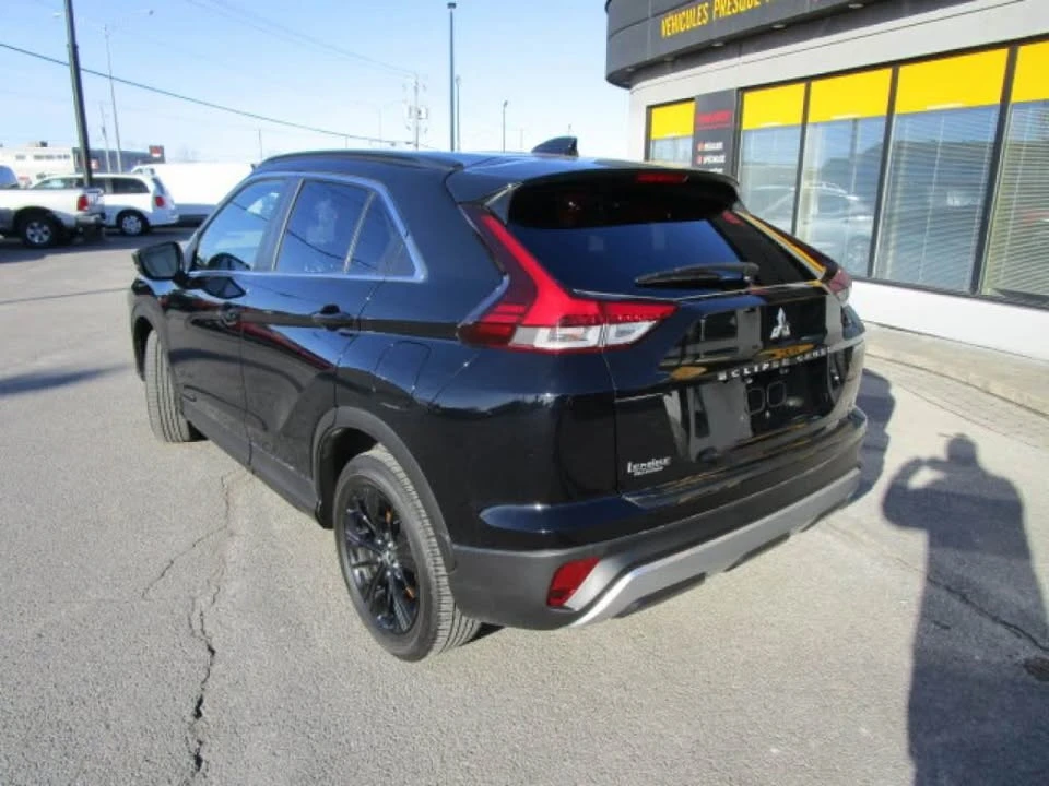 2022 Mitsubishi Eclipse - Image 8 of 12