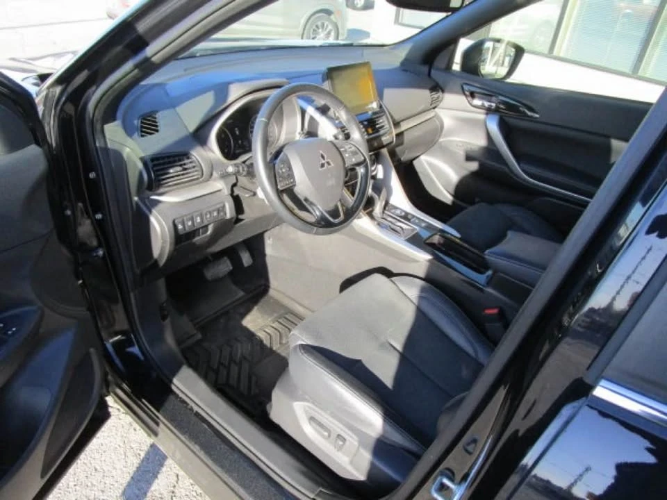 2022 Mitsubishi Eclipse - Image 9 of 12