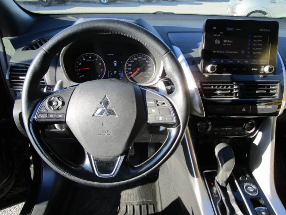 2022 Mitsubishi Eclipse - Image 10 of 12
