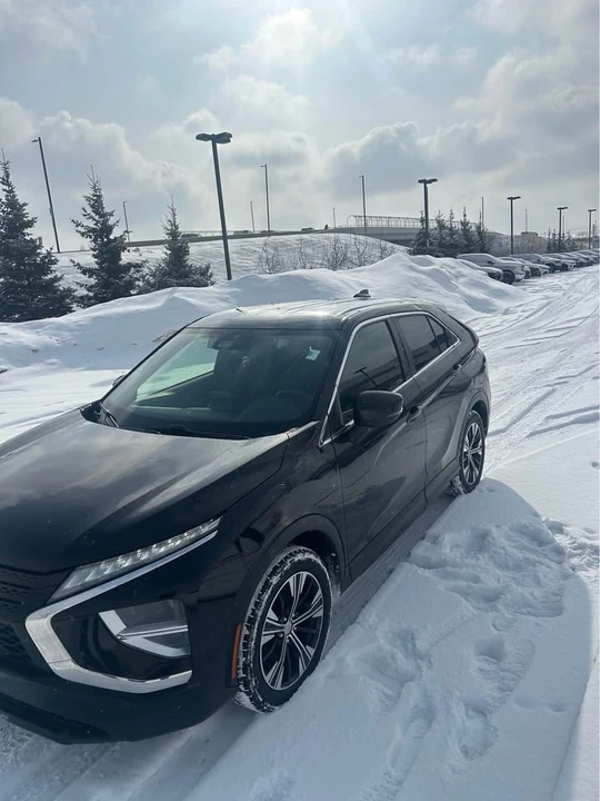 2022 Mitsubishi Eclipse Cross - Image 2 of 10