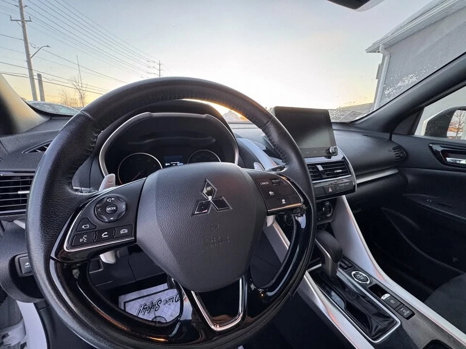2022 Mitsubishi Eclipse - Image 15 of 20