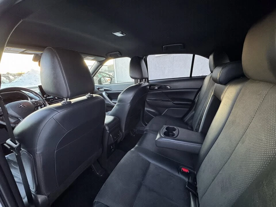 2022 Mitsubishi Eclipse - Image 11 of 20