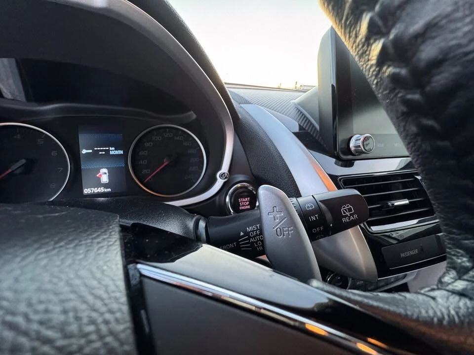 2022 Mitsubishi Eclipse - Image 18 of 20