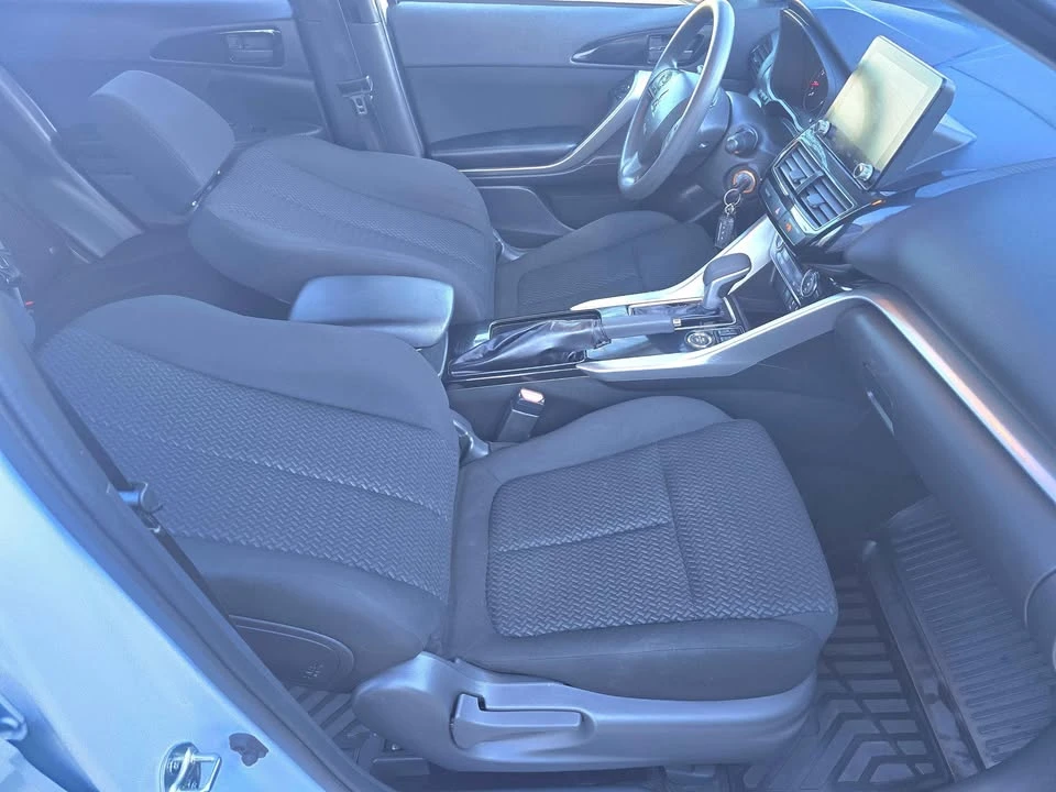 2022 Mitsubishi Eclipse Cross - Image 15 of 17