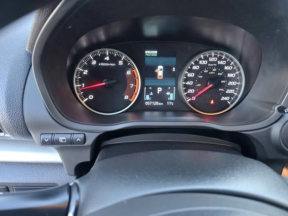 2022 Mitsubishi Eclipse Cross - Image 16 of 17