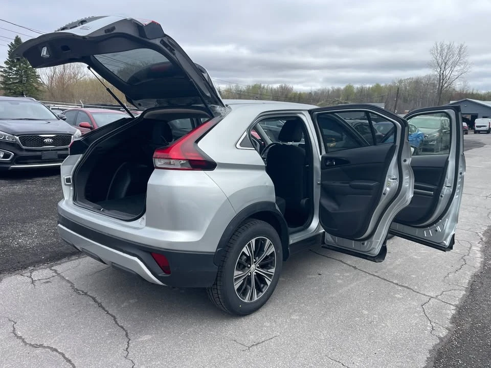 2022 Mitsubishi Eclipse - Image 11 of 13