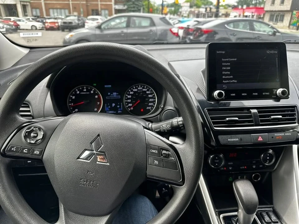 2022 Mitsubishi Eclipse Cross - Image 15 of 17