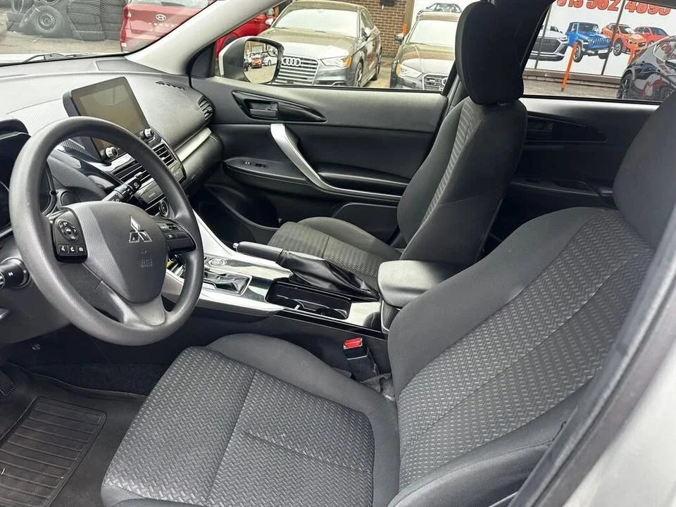 2022 Mitsubishi Eclipse Cross - Image 12 of 17