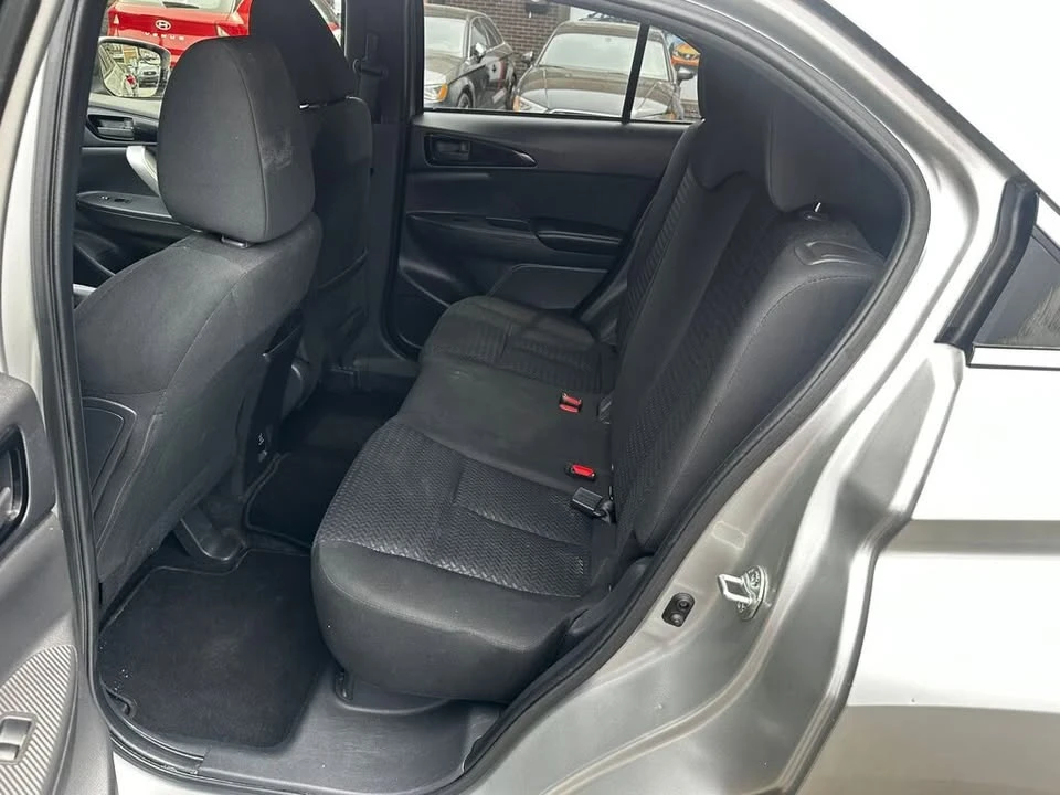 2022 Mitsubishi Eclipse Cross - Image 14 of 18