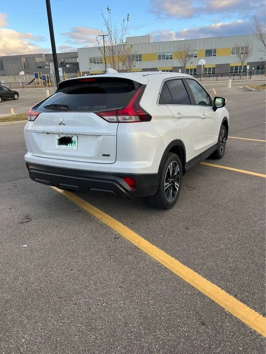 2022 Mitsubishi Eclipse Cross - Image 6 of 15
