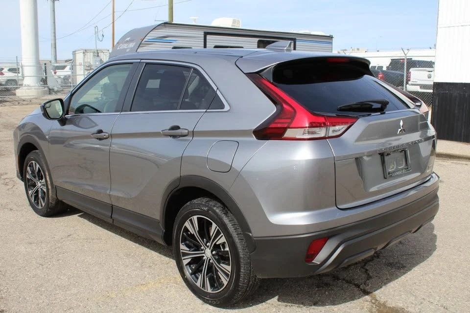 2022 Mitsubishi Eclipse Cross - Image 5 of 19