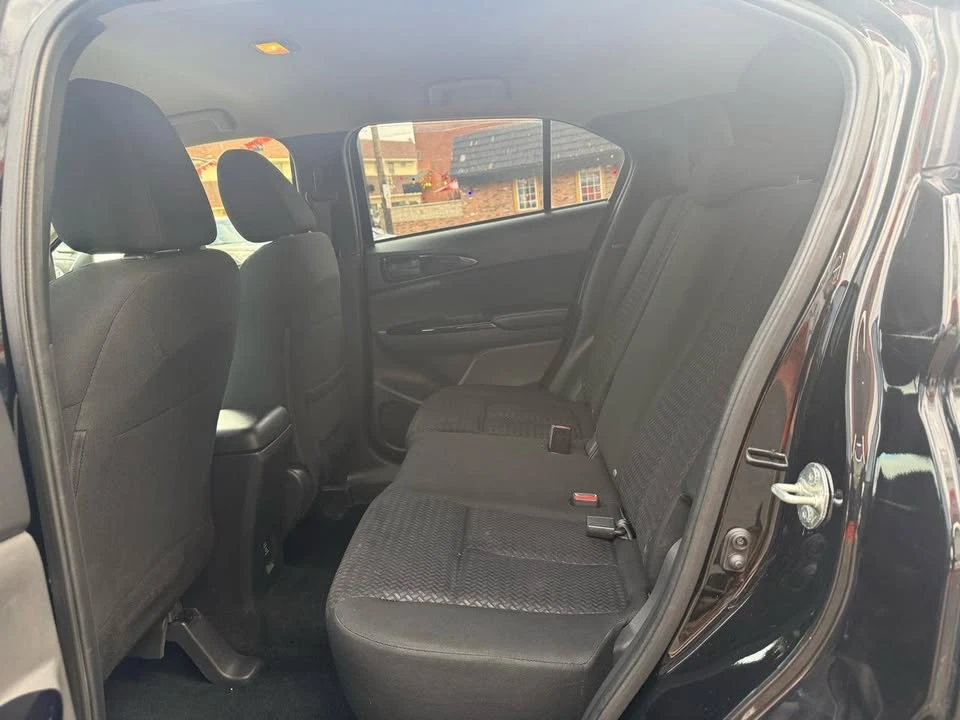 2022 Mitsubishi Eclipse Cross - Image 11 of 20