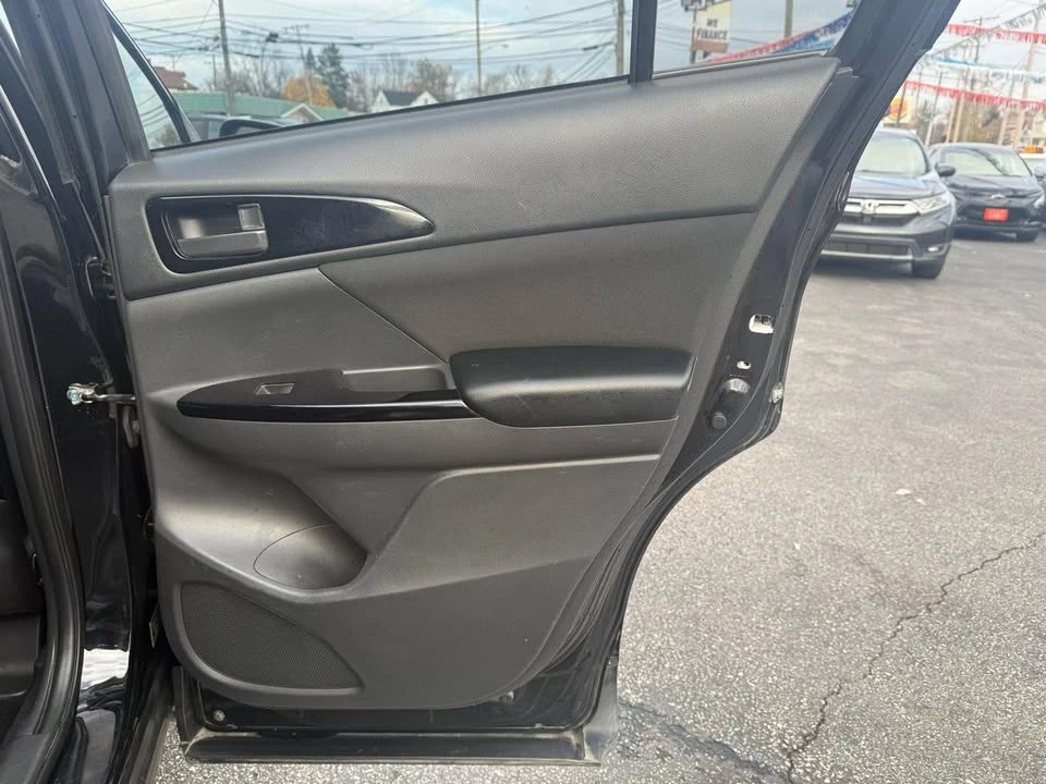 2022 Mitsubishi Eclipse Cross - Image 15 of 20