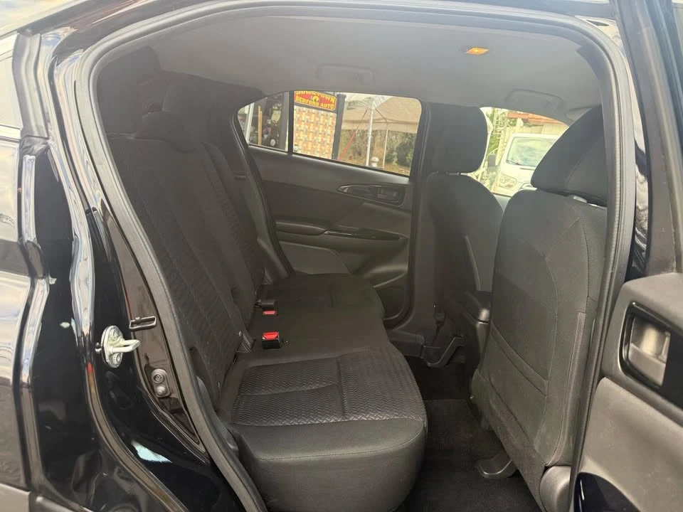 2022 Mitsubishi Eclipse Cross - Image 14 of 20