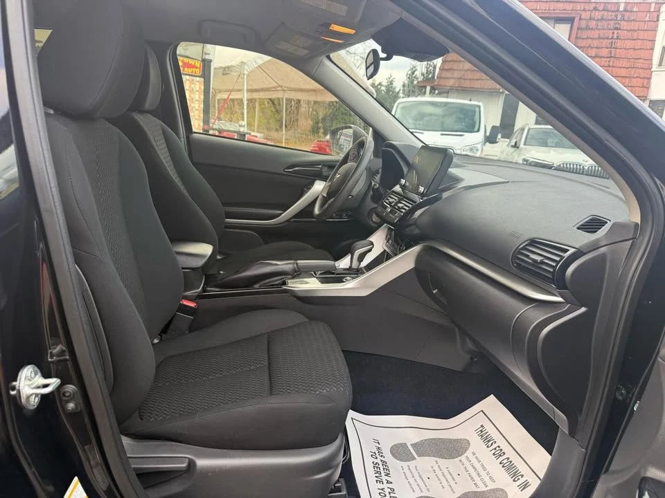2022 Mitsubishi Eclipse Cross - Image 16 of 20