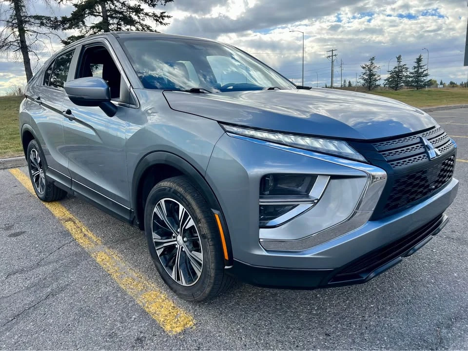 2022 Mitsubishi Eclipse Cross - Image 3 of 17
