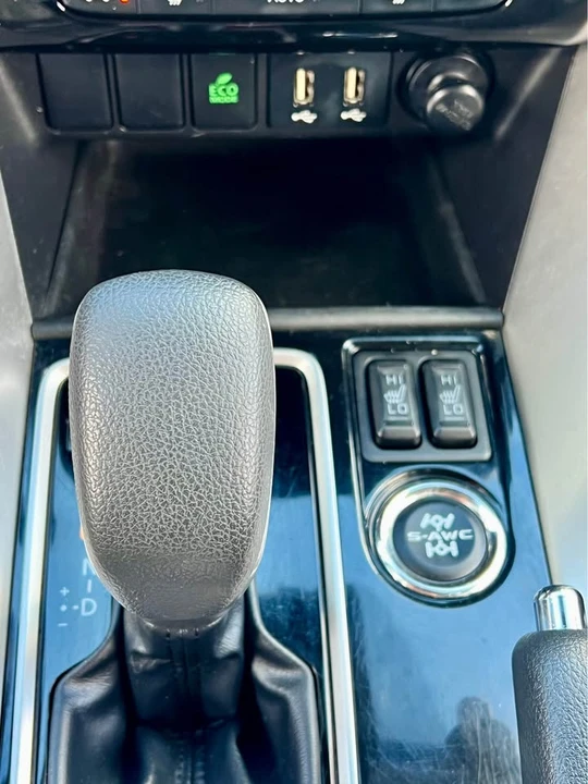 2022 Mitsubishi Eclipse Cross - Image 17 of 17