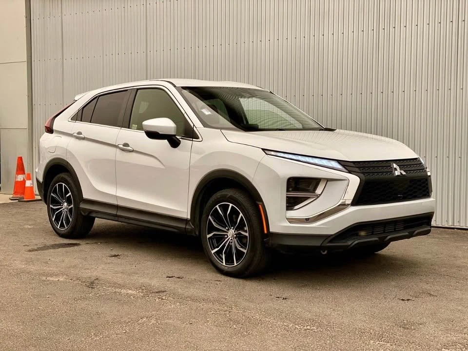 2022 Mitsubishi Eclipse Cross - Image 3 of 6