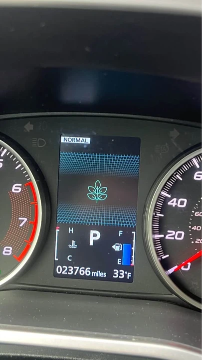 2022 Mitsubishi Eclipse Cross - Image 11 of 11