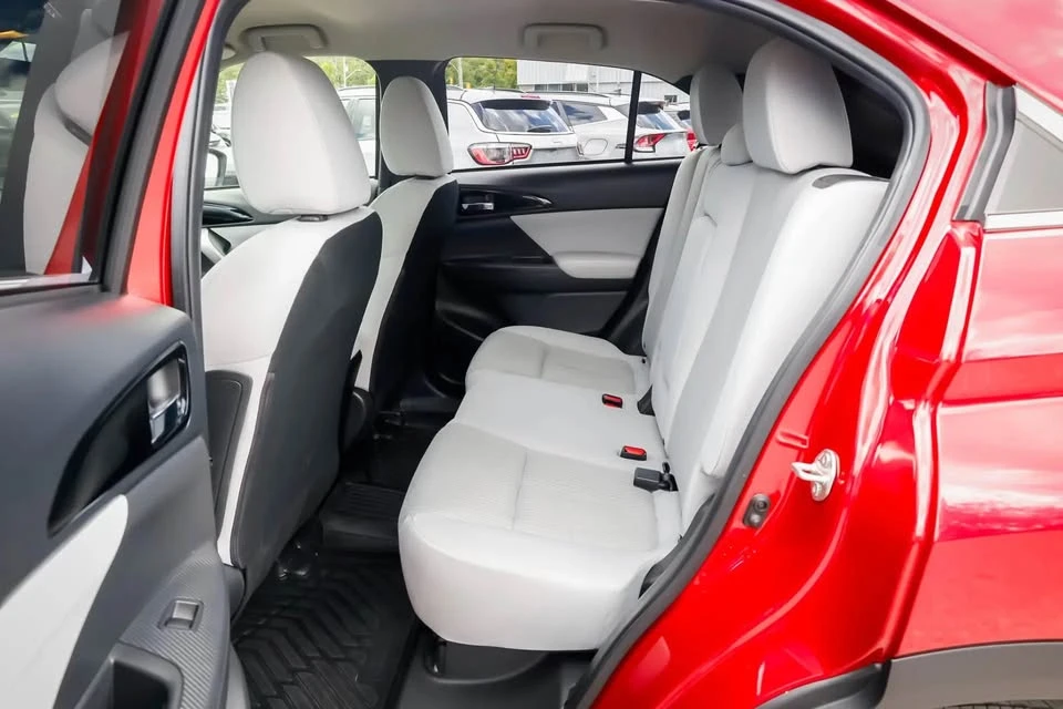 2022 Mitsubishi Eclipse Cross - Image 5 of 7