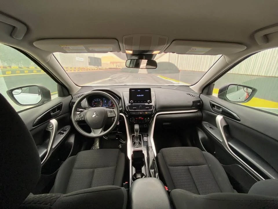 2022 Mitsubishi Eclipse Cross - Image 3 of 5