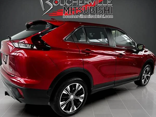 2022 Mitsubishi Eclipse Cross - Image 2 of 13