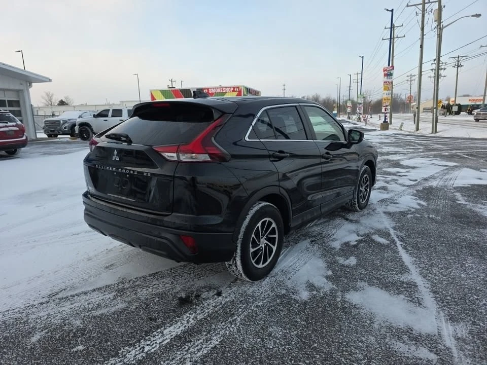 2022 Mitsubishi Eclipse Cross - Image 5 of 8