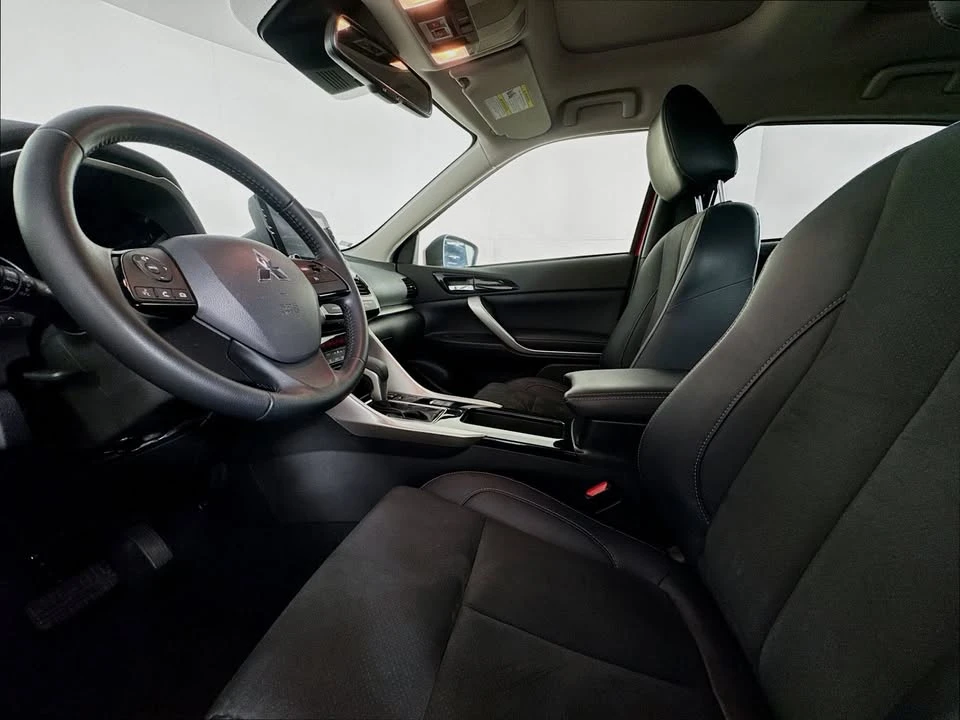 2022 Mitsubishi Eclipse Cross - Image 16 of 20