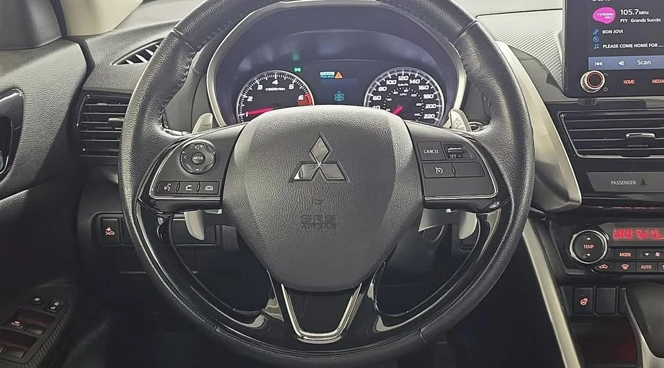2022 Mitsubishi Eclipse Cross - Image 12 of 19