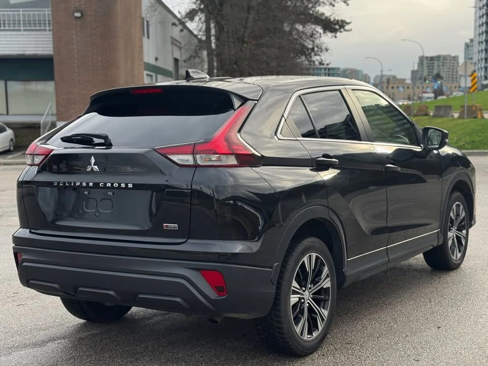 2022 Mitsubishi Eclipse Cross - Image 11 of 15