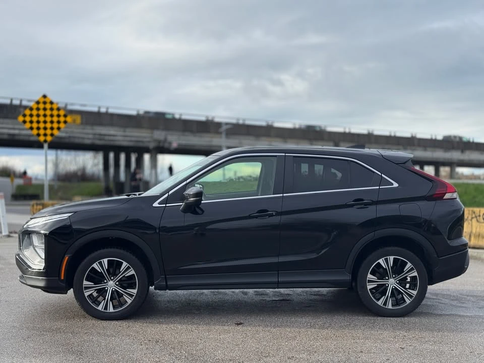 2022 Mitsubishi Eclipse Cross - Image 12 of 15