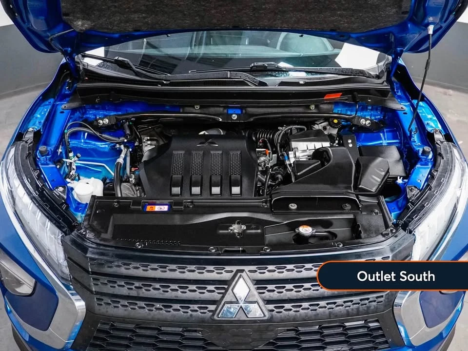 2022 Mitsubishi Eclipse Cross - Image 4 of 20