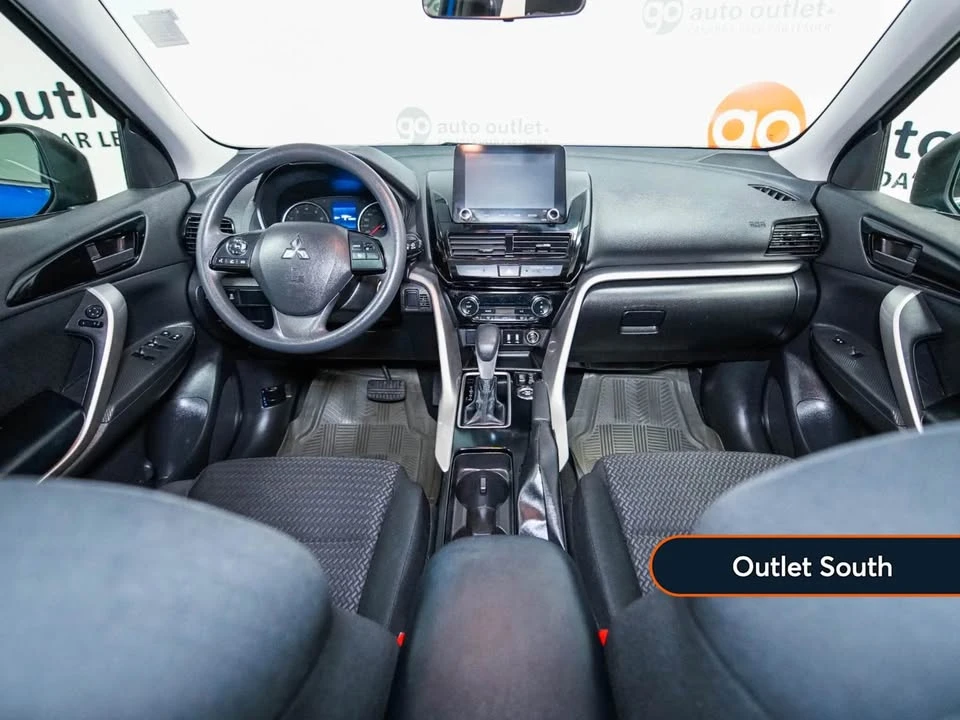 2022 Mitsubishi Eclipse Cross - Image 10 of 20