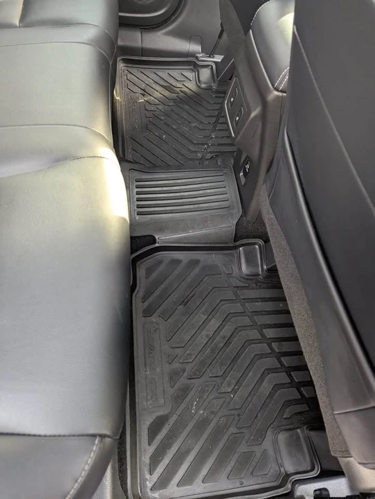 2022 Mitsubishi Eclipse Cross - Image 10 of 13