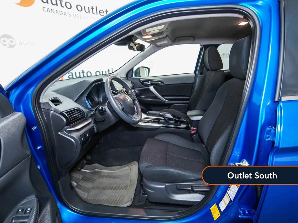 2022 Mitsubishi Eclipse Cross - Image 11 of 20