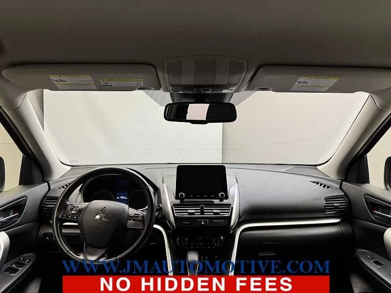2022 Mitsubishi Eclipse Cross - Image 11 of 20
