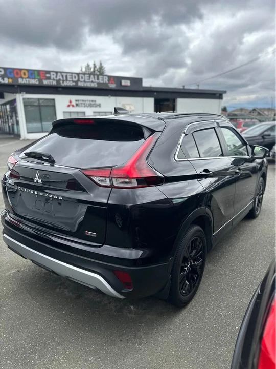 2022 Mitsubishi Eclipse Cross - Image 5 of 19