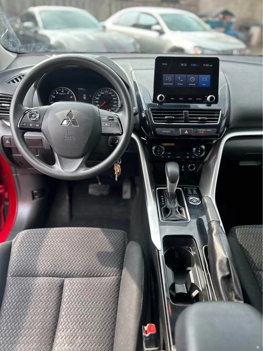 2022 Mitsubishi Eclipse Cross - Image 10 of 20