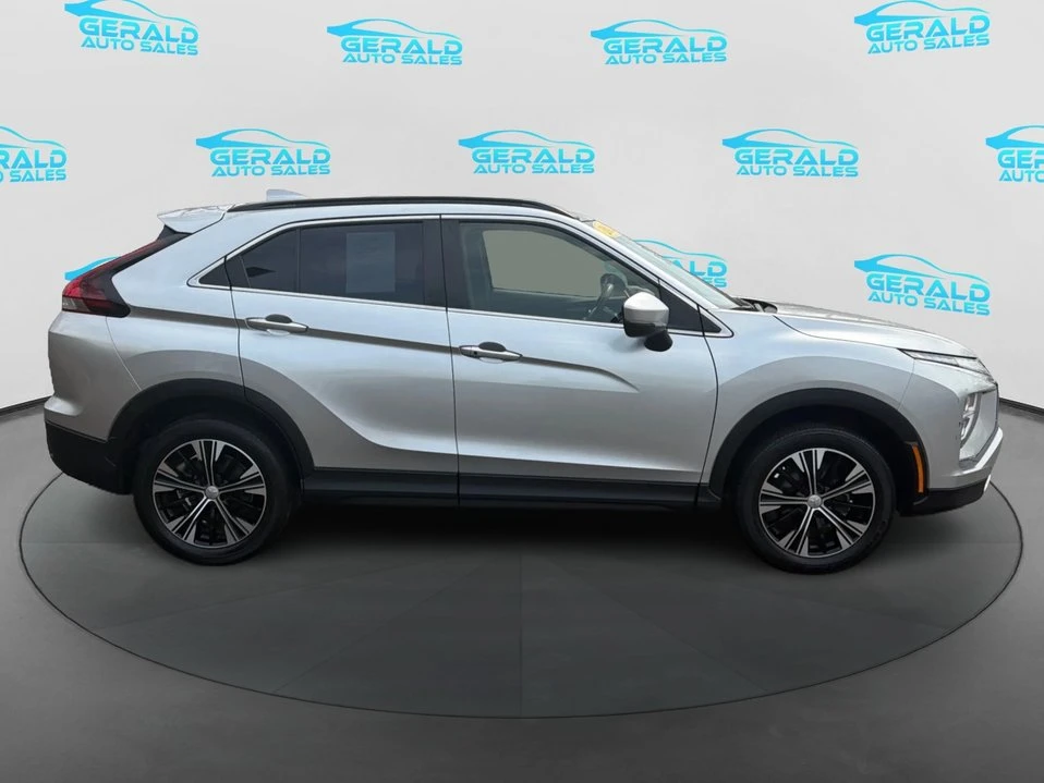 2022 Mitsubishi Eclipse Cross - Image 5 of 20