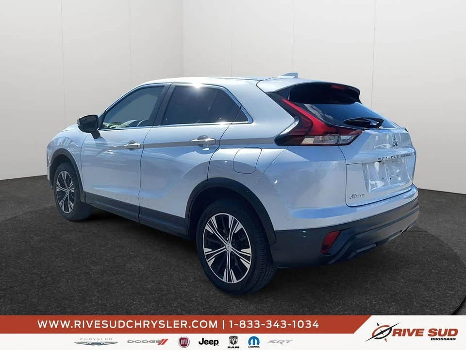 2022 Mitsubishi Eclipse Cross - Image 4 of 14