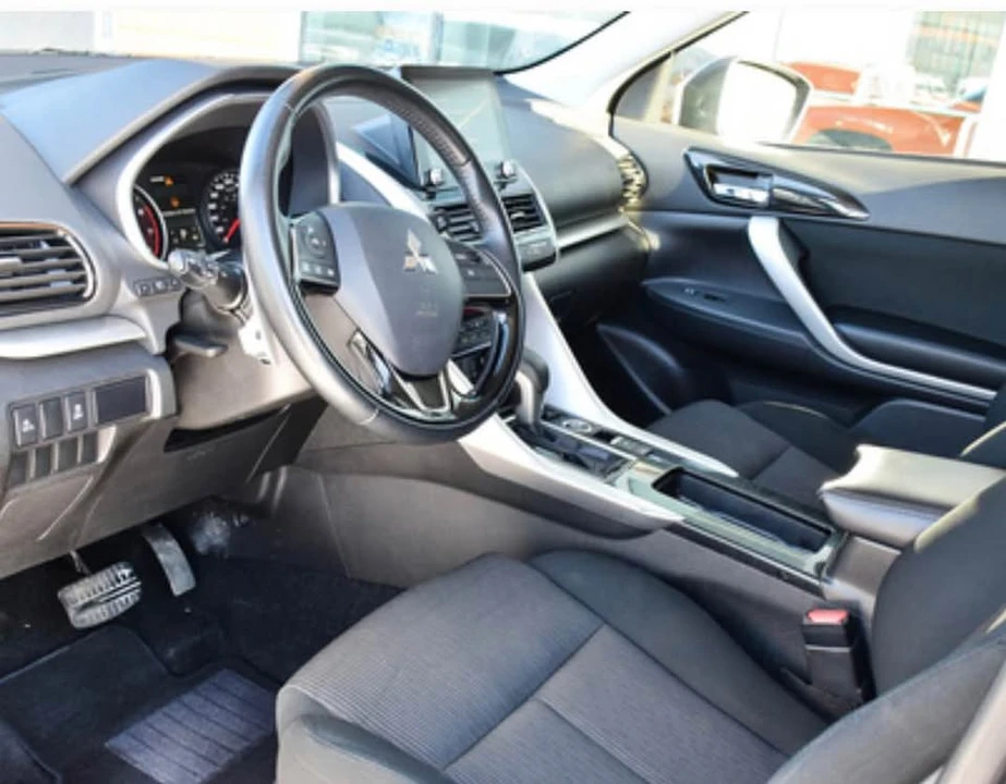 2022 Mitsubishi Eclipse Cross - Image 6 of 10