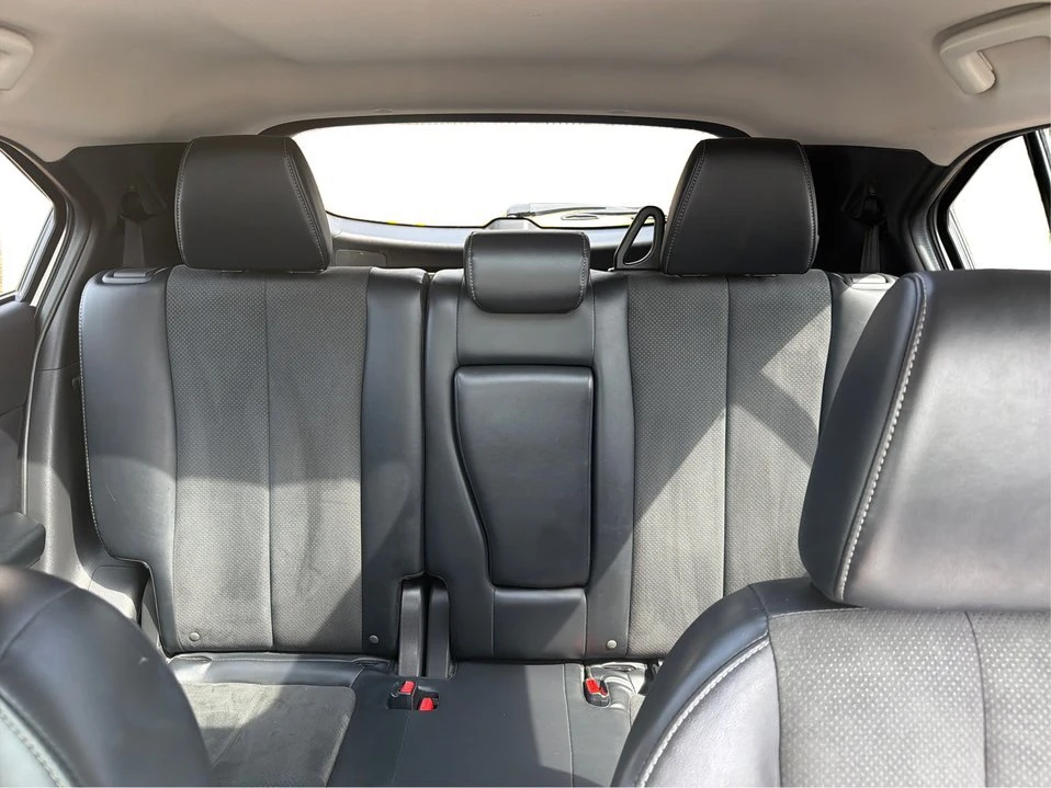 2022 Mitsubishi Eclipse Cross - Image 12 of 20