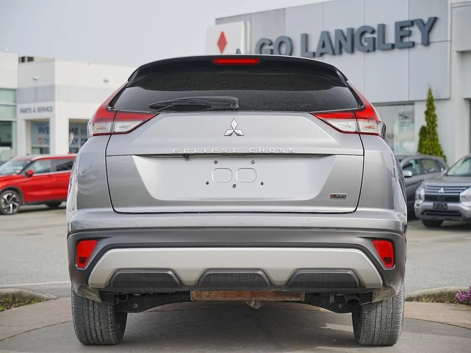 2022 Mitsubishi Eclipse Cross - Image 6 of 18