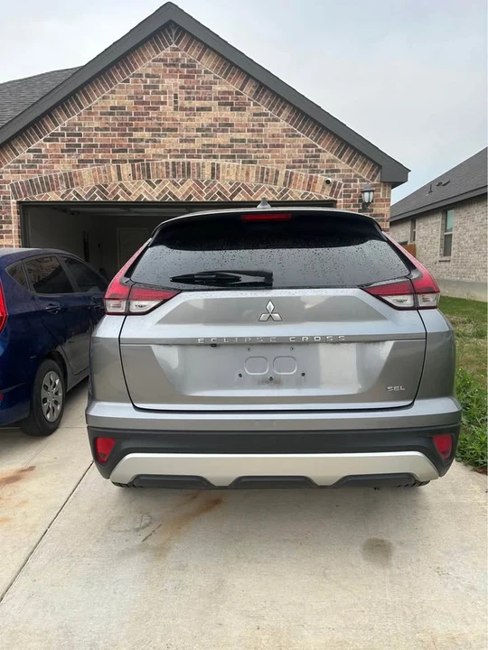 2022 Mitsubishi Eclipse Cross - Image 8 of 9