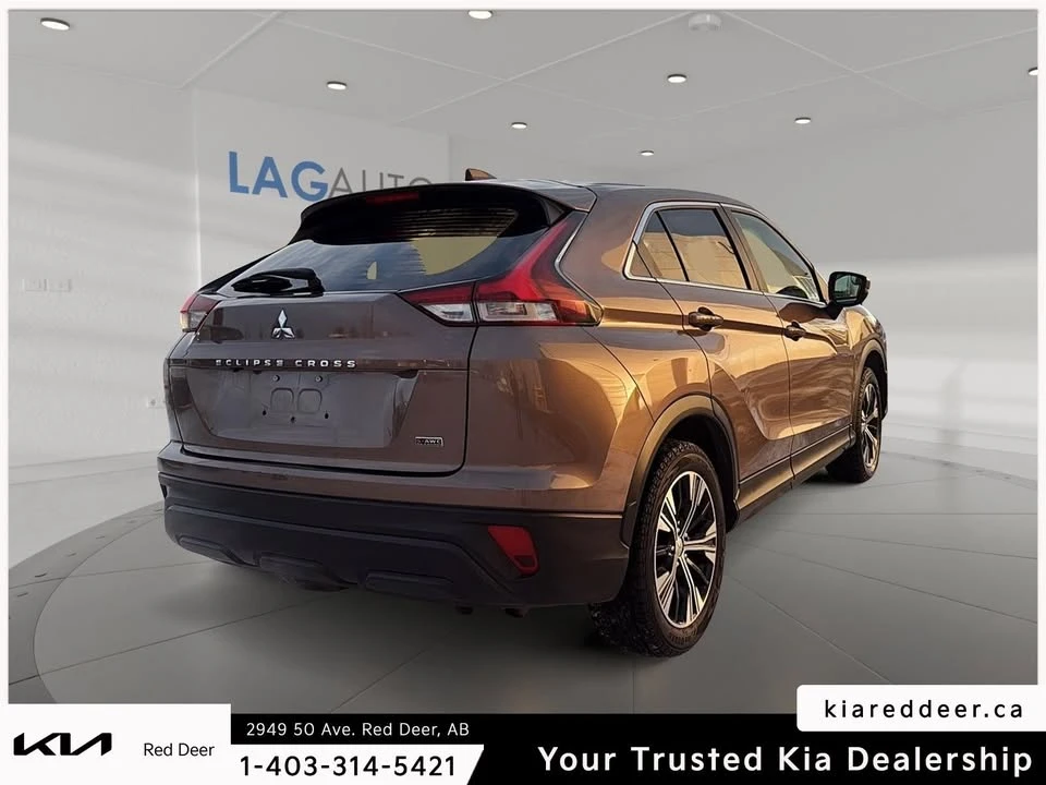 2022 Mitsubishi Eclipse Cross - Image 4 of 17