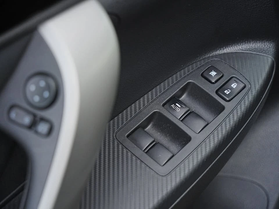 2022 Mitsubishi Eclipse Cross - Image 12 of 18