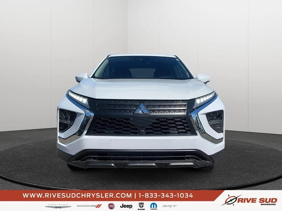 2022 Mitsubishi Eclipse Cross - Image 2 of 14